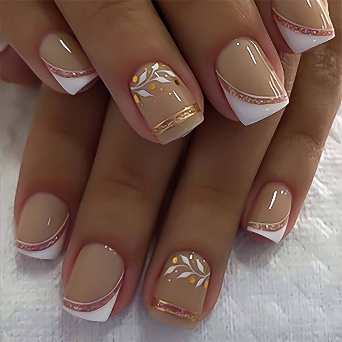 Short Square fake nails golden – Embroidery Embellishments recenzja i cena